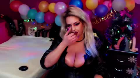 Snapshot of andreeajj chatting on 5, 1, 2025 andreeajj online show from 5, 1, 2025
