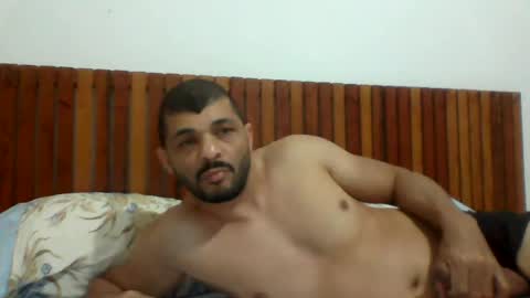 Snapshot of andreloko123 chatting on 3, 7, 2026 andreloko123 online show from 3, 7, 2026