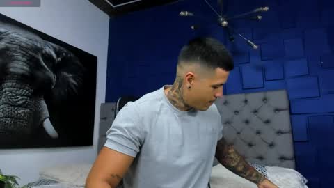 insta andres clark  online show from 24, 5, 2026