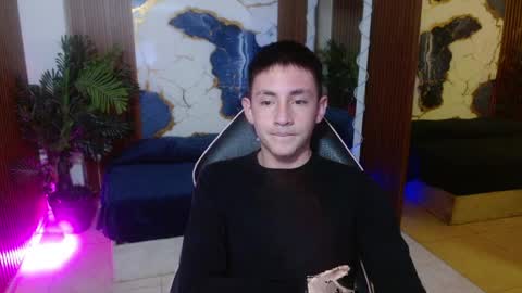 Snapshot of andres_tay chatting on 14, 4, 2026 andres_tay online show from 14, 4, 2026