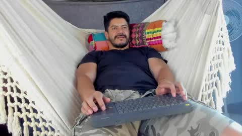 Snapshot of andressmith__ chatting on 14, 5, 2026 Andres online show from 14, 5, 2026