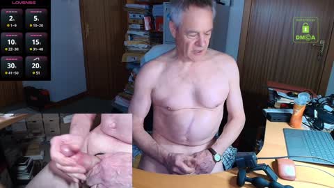 Snapshot of andrew_9999 chatting on 11, 12, 2024 Andrew online show from 11, 12, 2024