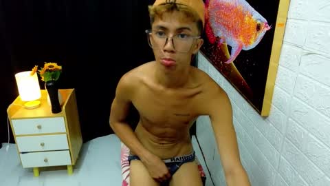 Snapshot of andrew_fucker69 chatting on 22, 9, 2025 andrew_fucker69 online show from 22, 9, 2025