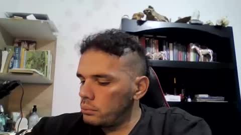 Snapshot of andrew_jaay chatting on 12, 11, 2025 andrew_jaay online show from 12, 11, 2025