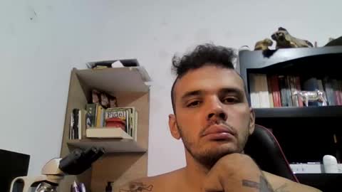 Snapshot of andrew_jaay chatting on 18, 11, 2025 andrew_jaay online show from 18, 11, 2025