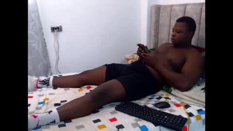 andrewburke06 online show from 6, 11, 2025