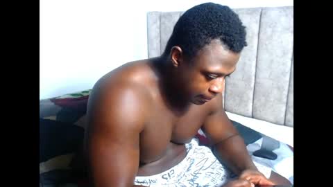 Snapshot of andrewburke06 chatting on 27, 5, 2026 andrewburke06 online show from 27, 5, 2026