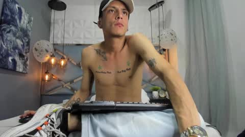 Snapshot of andrewcooper1 chatting on 8, 1, 2025 andrew online show from 8, 1, 2025