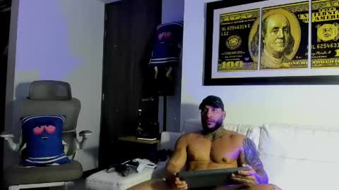 Snapshot of andrewjohnson0 chatting on 20, 5, 2026 Andrew Johnson online show from 20, 5, 2026
