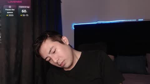 andrewmhilton_ online show from 6, 1, 2026