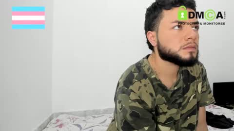 Snapshot of androgynous_love chatting on 19, 1, 2025 hugeclit online show from 19, 1, 2025