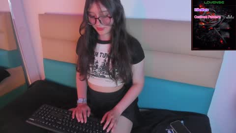   online show from 16, 12, 2024