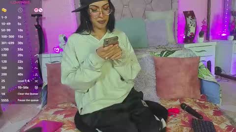 Snapshot of andromedashine chatting on 18, 10, 2025 vero paez online show from 18, 10, 2025