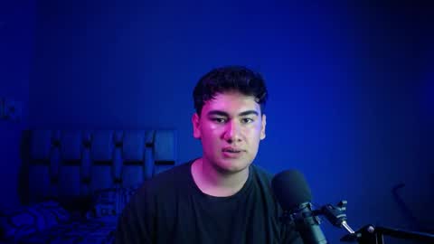 Snapshot of andruetx chatting on 12, 4, 2026 Andres online show from 12, 4, 2026