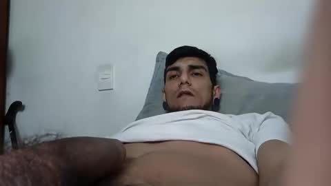 Snapshot of andsexbi69 chatting on 23, 10, 2025 andsexbi69 online show from 23, 10, 2025