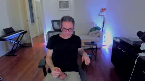 Snapshot of andy0pandi chatting on 12, 12, 2024 Andrew online show from 12, 12, 2024