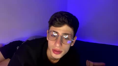 Snapshot of andy_collins__ chatting on 28, 2, 2025 andy_collins__ online show from 28, 2, 2025