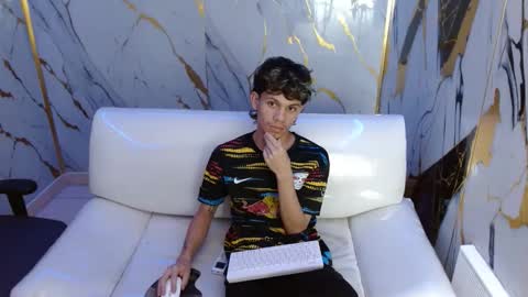 Snapshot of andy_dan1 chatting on 21, 4, 2026 andy_dan1 online show from 21, 4, 2026