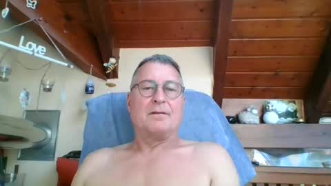 Snapshot of andybayern chatting on 18, 7, 2026 andybayern online show from 18, 7, 2026