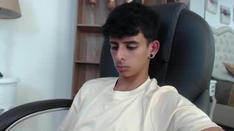 Snapshot of andyxibrat chatting on 18, 4, 2026 andyxibrat online show from 18, 4, 2026