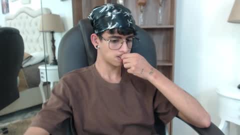 Snapshot of andyxibrat chatting on 8, 5, 2026 andyxibrat online show from 8, 5, 2026