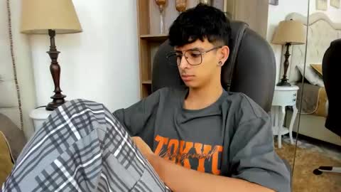 Snapshot of andyxibrat chatting on 28, 5, 2026 andyxibrat online show from 28, 5, 2026