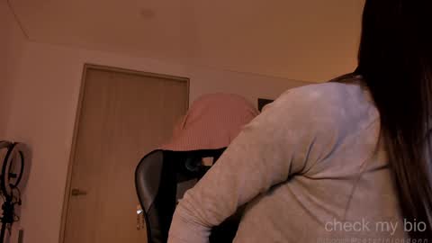      online show from 21, 1, 2025