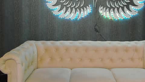 Anne online show from 24, 1, 2025