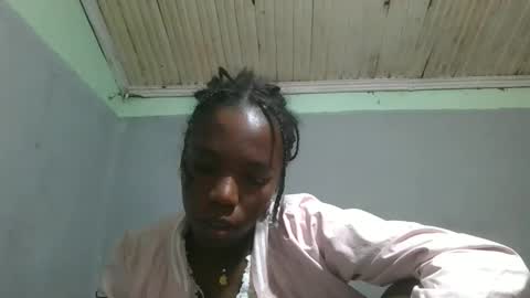 Snapshot of angeeliine chatting on 7, 6, 2026 angeeliine online show from 7, 6, 2026