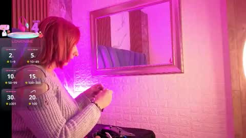 Snapshot of angel__red_ chatting on 9, 11, 2025 angel__red_ online show from 9, 11, 2025