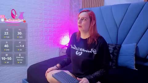 Snapshot of angel__red_ chatting on 17, 11, 2025 angel__red_ online show from 17, 11, 2025