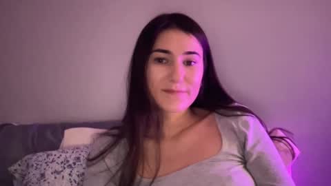 Angel baby anna online show from 24, 10, 2025