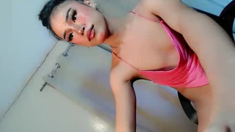 Snapshot of angel_grace18 chatting on 9, 6, 2026 angel_grace18 online show from 9, 6, 2026