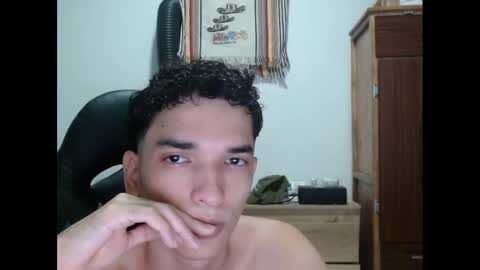 Snapshot of angel_hotc chatting on 6, 1, 2025 Angel online show from 6, 1, 2025