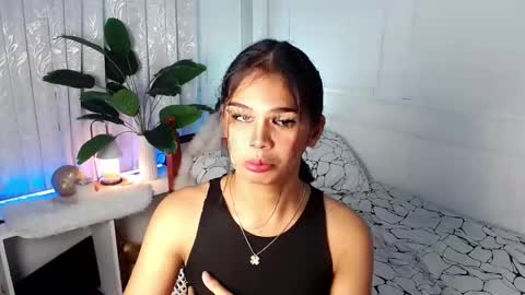 Snapshot of angel_indiguise chatting on 31, 1, 2025 angela online show from 31, 1, 2025