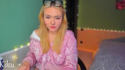 Snapshot of angel_kiku chatting on 6, 11, 2025 Kiku here 3 online show from 6, 11, 2025