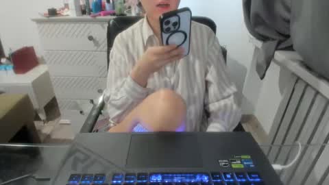 Snapshot of angel_lee__ chatting on 12, 2, 2025 angel_lee__ online show from 12, 2, 2025