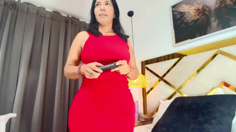 Snapshot of angel_perverted1 chatting on 9, 4, 2026 Nicolle online show from 9, 4, 2026