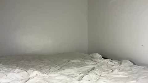 Snapshot of angel_petite07 chatting on 5, 5, 2026 angel_petite07 online show from 5, 5, 2026
