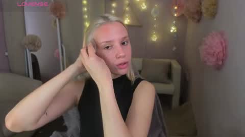 Snapshot of angel_tessa chatting on 28, 6, 2026 Angelica online show from 28, 6, 2026