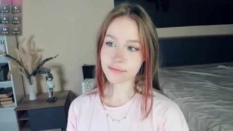 Snapshot of angel_to_burn chatting on 15, 2, 2026 SofiaSofi online show from 15, 2, 2026