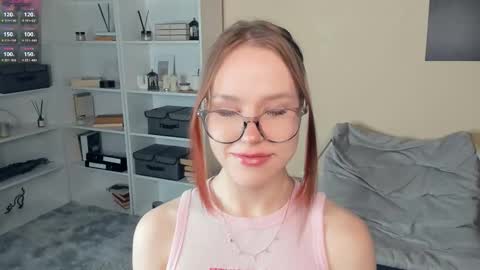 Snapshot of angel_to_burn chatting on 3, 3, 2026 SofiaSofi online show from 3, 3, 2026