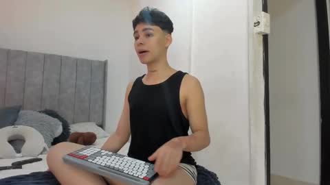 Snapshot of angel_villarreal chatting on 21, 9, 2025 Angel online show from 21, 9, 2025