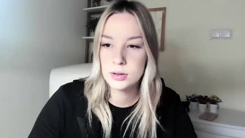 Snapshot of angela21babe chatting on 16, 2, 2026 Angela online show from 16, 2, 2026