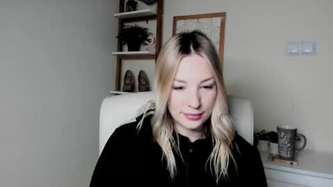 Snapshot of angela21babe chatting on 17, 2, 2026 Angela online show from 17, 2, 2026