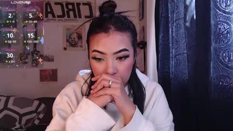 A N G E L A  E L L I S S   online show from 15, 1, 2026