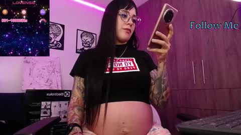 Snapshot of angela_lauren chatting on 18, 3, 2026 Angela online show from 18, 3, 2026