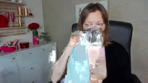 Angela online show from 24, 3, 2026