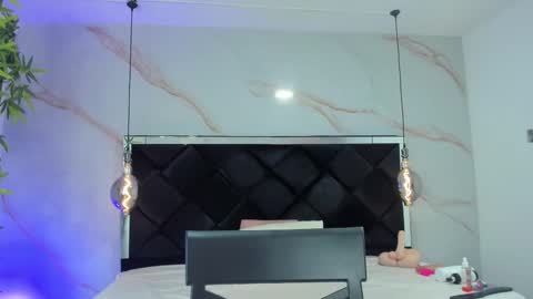 ANGELA online show from 8, 10, 2025