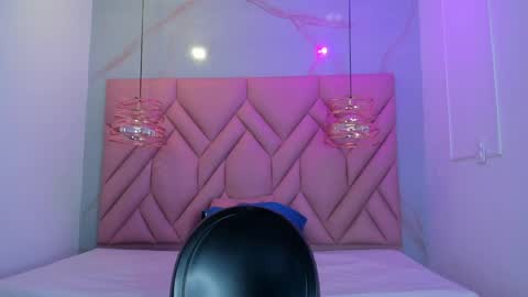 Snapshot of angelaa_cute chatting on 25, 4, 2026 ANGELA online show from 25, 4, 2026